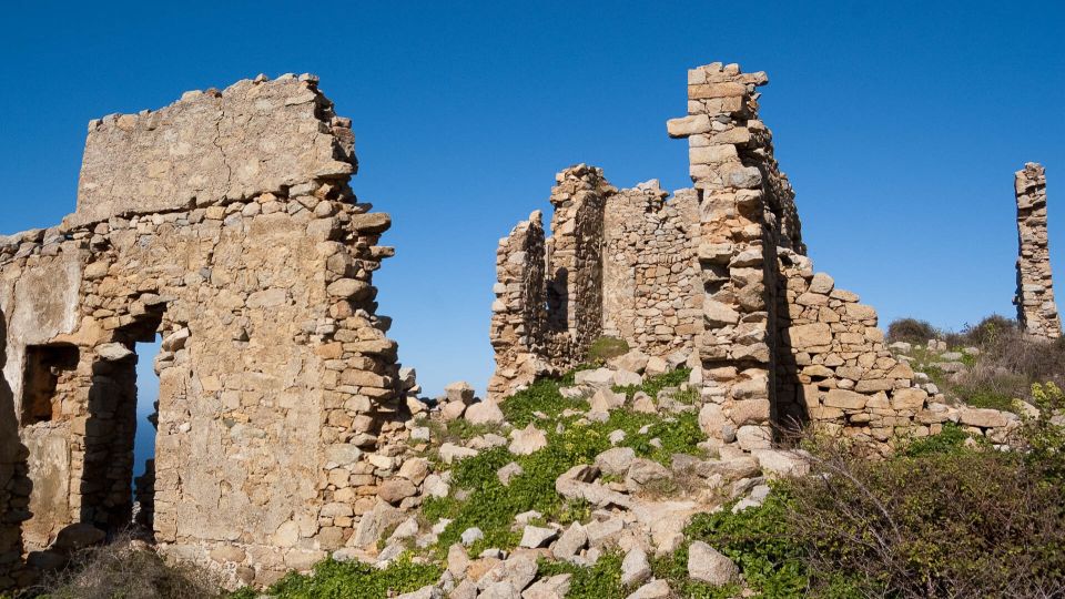 The ruined village of Occi